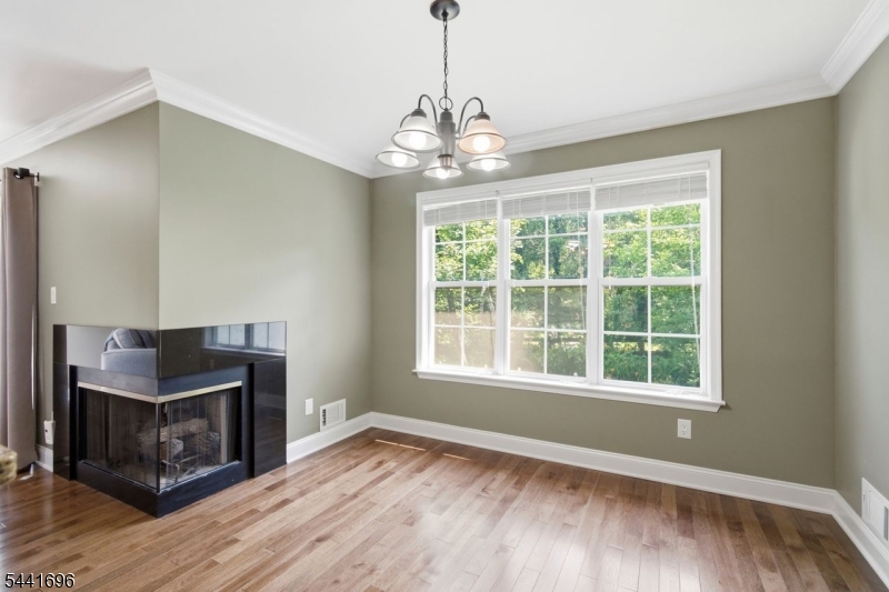 45 Weatherhill Road Hamburg, NJ 07419 - Photo 8 of 25