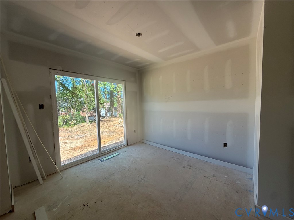21303 Rutledge Avenue Petersburg, VA 23803 - Photo 12 of 14