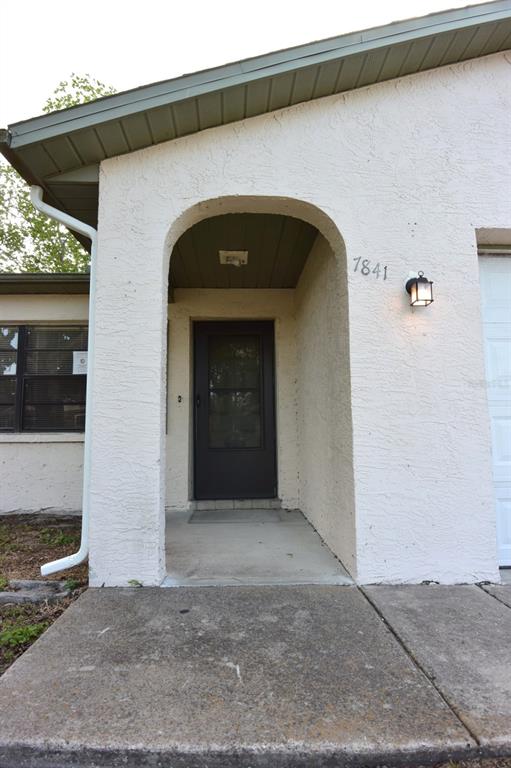 7841 Osteen Road New Port Richey, FL 34653 - Photo 6 of 41 Gallery Image 6