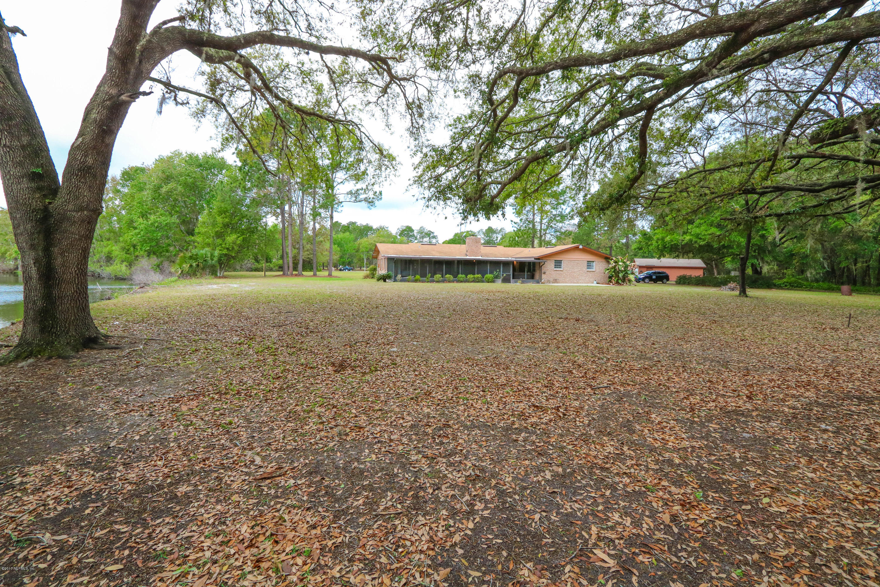 289 Holly Knowe Road Fleming Island, FL 32003 - Photo 4 of 45 Beautiful Setting