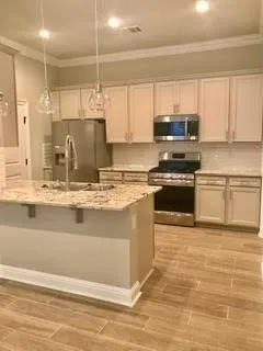 $2,100 | 573 Eagle Loop, Covington, LA 70433