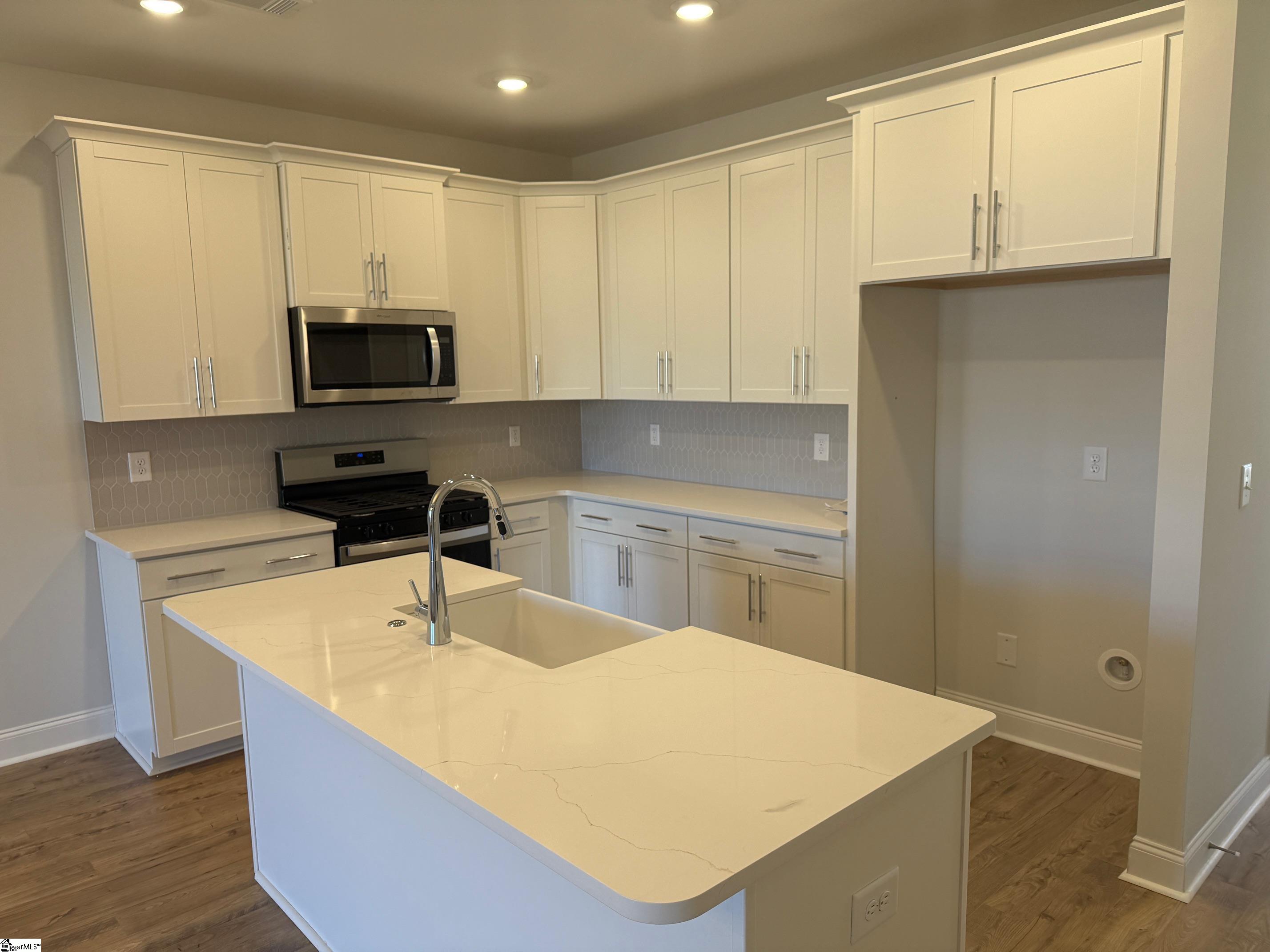 217 Lewes Avenue Simpsonville, SC 29681 - Photo 2 of 15