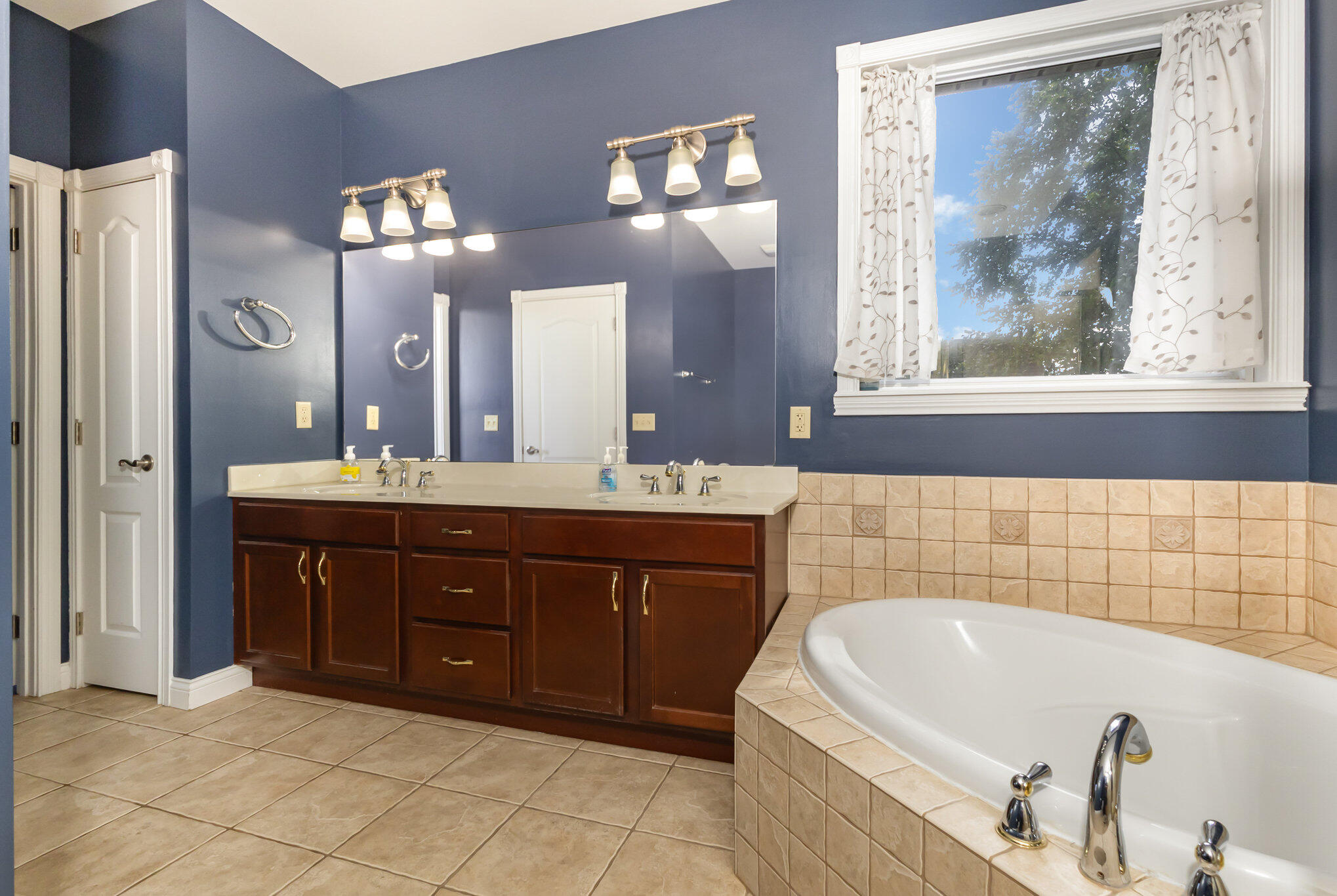 9635 Sumter Ridge Florence, KY 41042 - Photo 12 of 39 Gallery Image 12