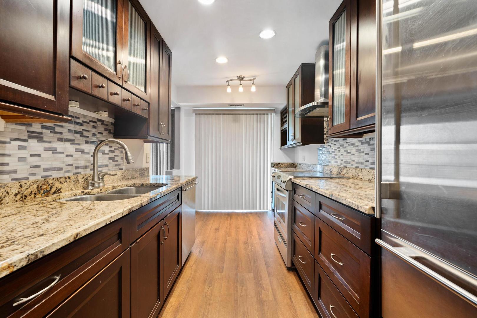 502 West Huntington Commons Road, Unit 443 Mount Prospect, IL 60056 - Photo 12 of 28