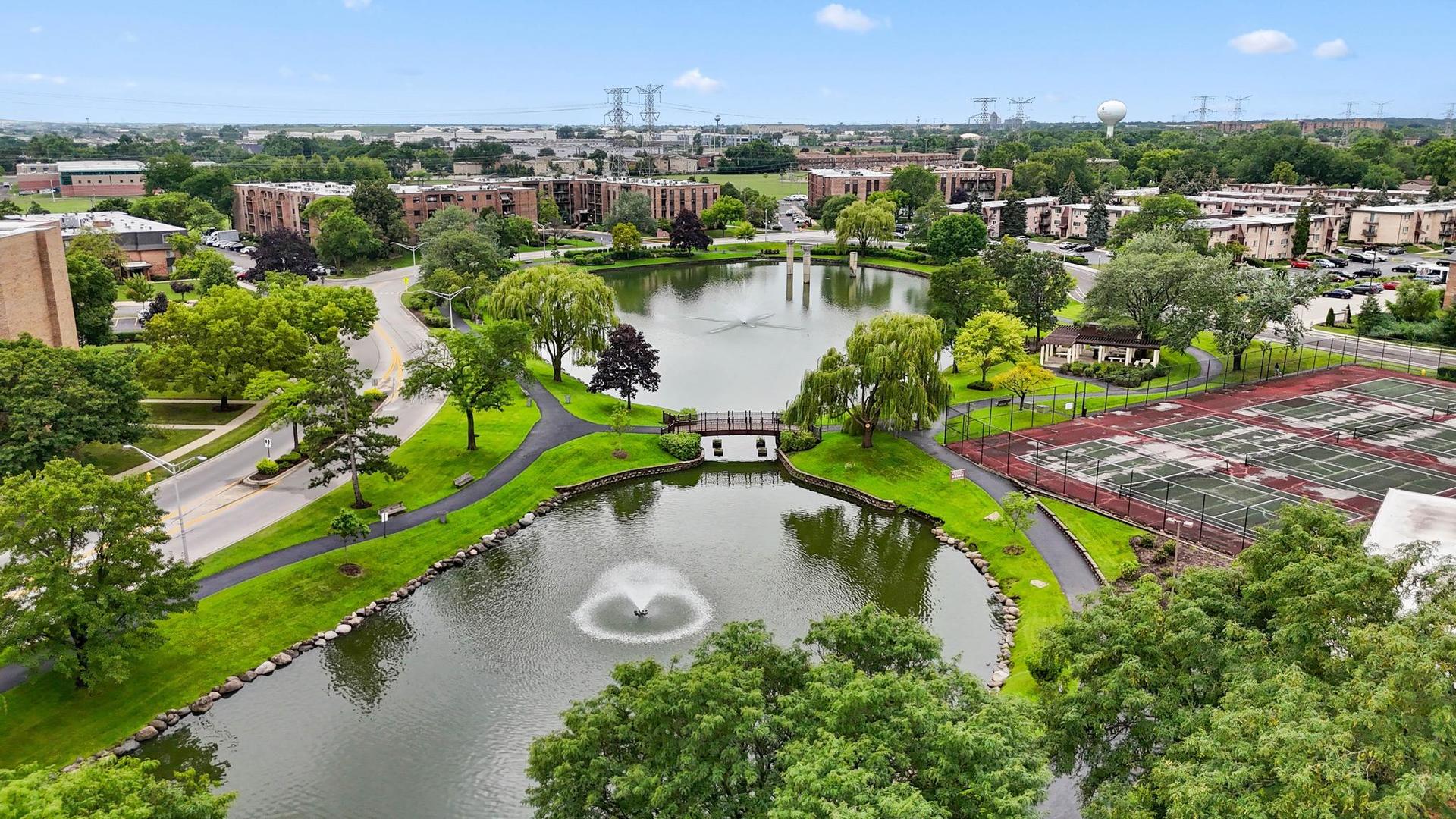 502 West Huntington Commons Road, Unit 443 Mount Prospect, IL 60056 - Photo 25 of 28