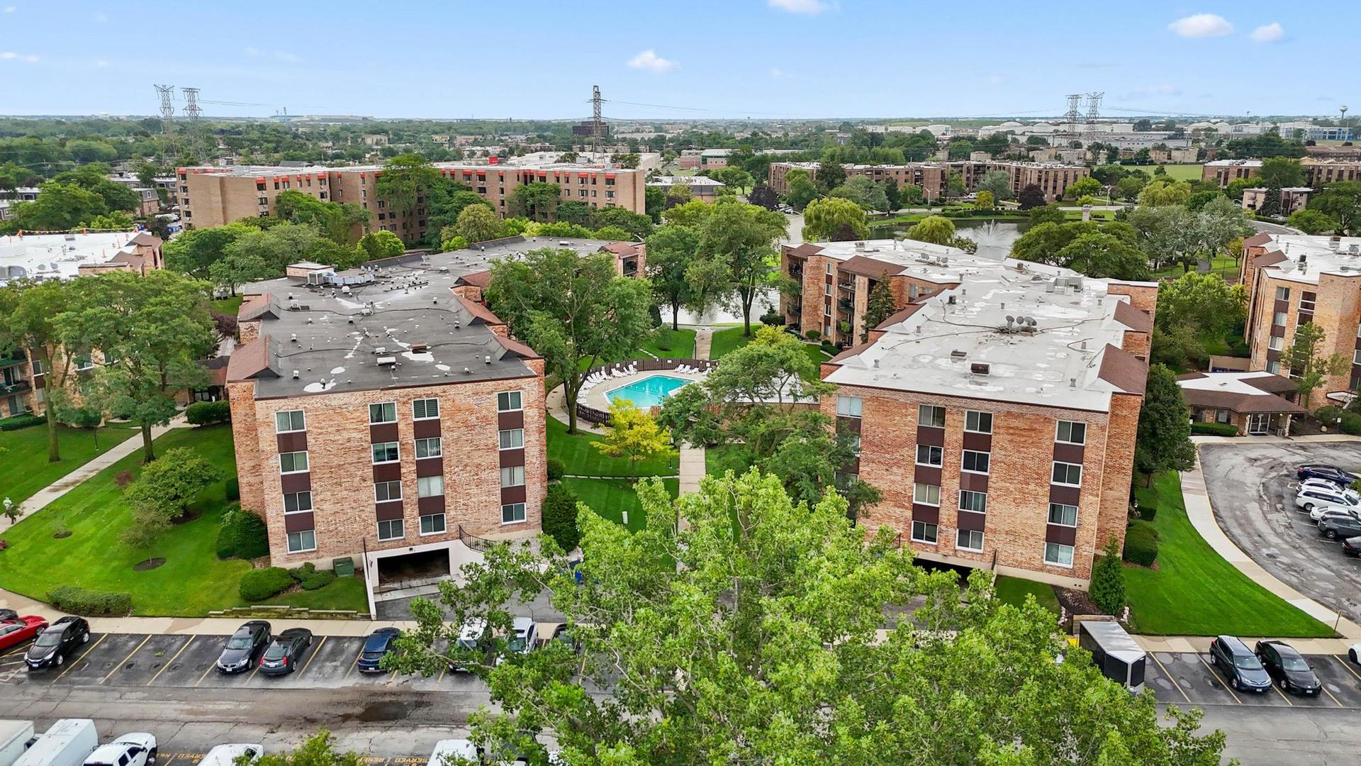 502 West Huntington Commons Road, Unit 443 Mount Prospect, IL 60056 - Photo 28 of 28