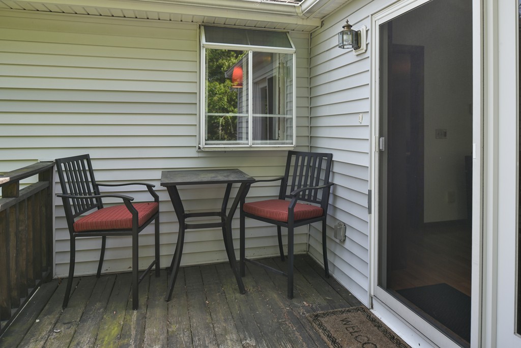 20 Countryside Lane Reading, MA 01867 - Photo 13 of 24