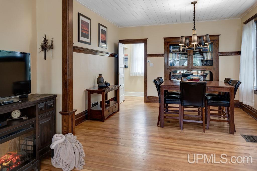 101 Ridge Street Negaunee, MI 49866 - Photo 5 of 39 Gallery Image 5
