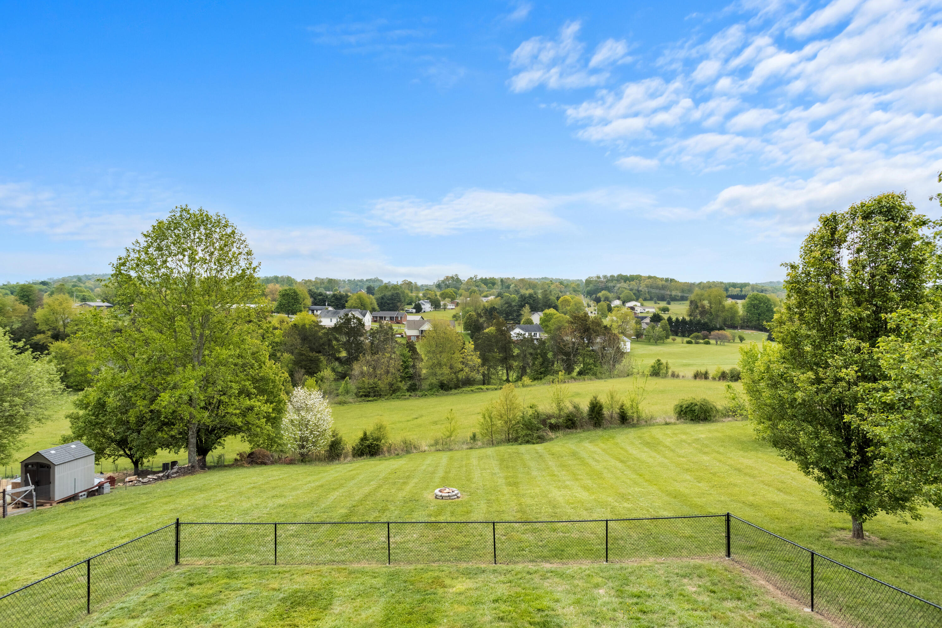 1018 Painter Road Jonesborough, TN 37659 - Photo 15 of 44 177A5222-HDR