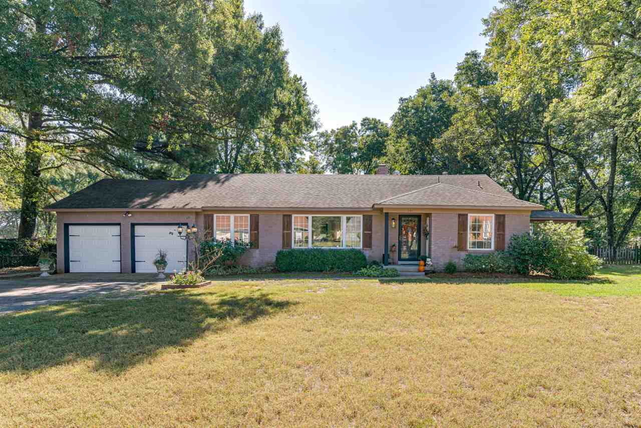 501 Fletcher Road Collierville, TN 38017 - Photo 1 of 25 Welcome Home!