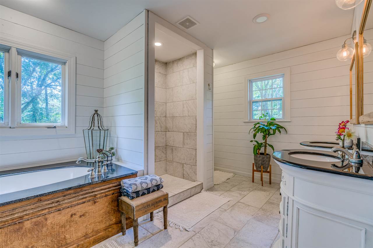 501 Fletcher Road Collierville, TN 38017 - Photo 14 of 25 Master Bath