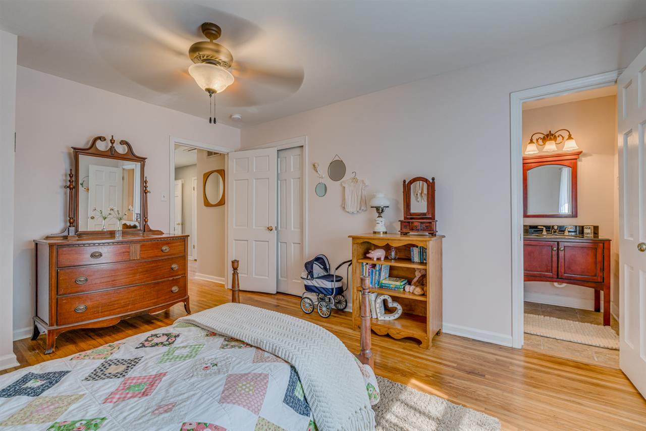 501 Fletcher Road Collierville, TN 38017 - Photo 16 of 25 2nd Bedroom Suite