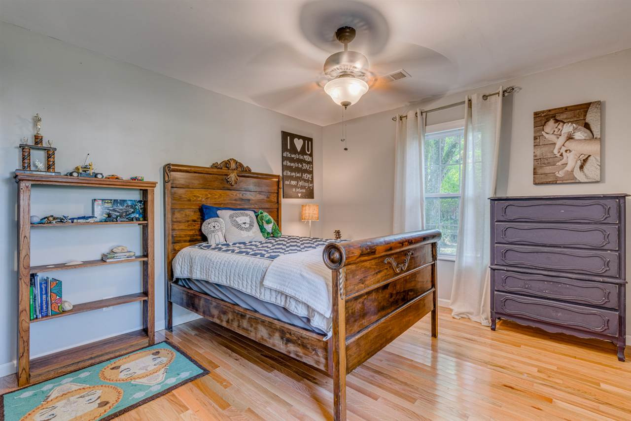 501 Fletcher Road Collierville, TN 38017 - Photo 18 of 25 3rd Bedroom