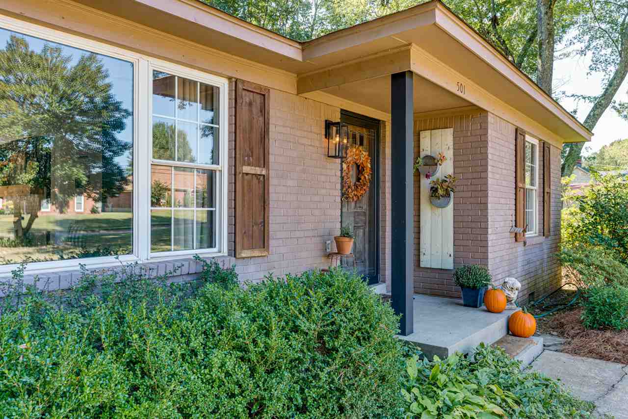501 Fletcher Road Collierville, TN 38017 - Photo 3 of 25 Front Entry