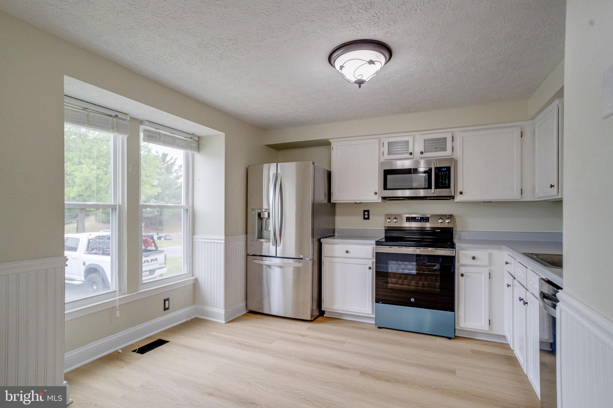 1304 Acorn Ridge Court Edgewood, MD 21040 - Photo 3 of 43