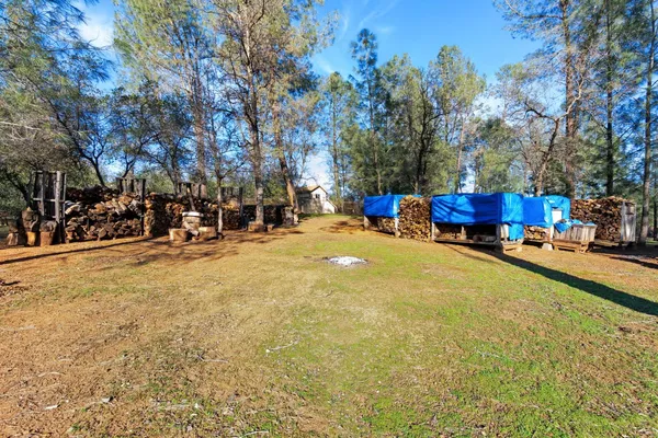 $399,000 | 22848 Elk Trail East, Redding, CA 96003