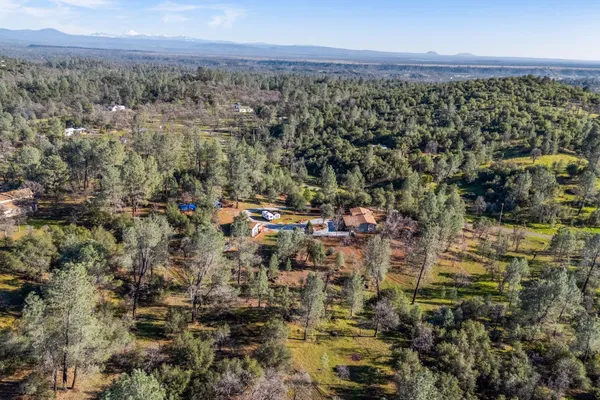 $399,000 | 22848 Elk Trail East, Redding, CA 96003
