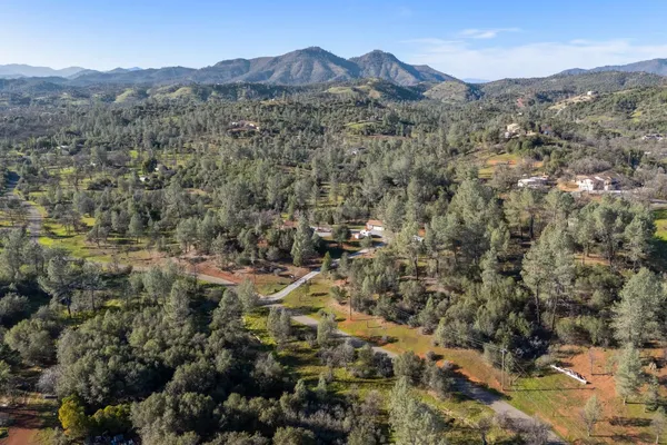 $399,000 | 22848 Elk Trail East, Redding, CA 96003