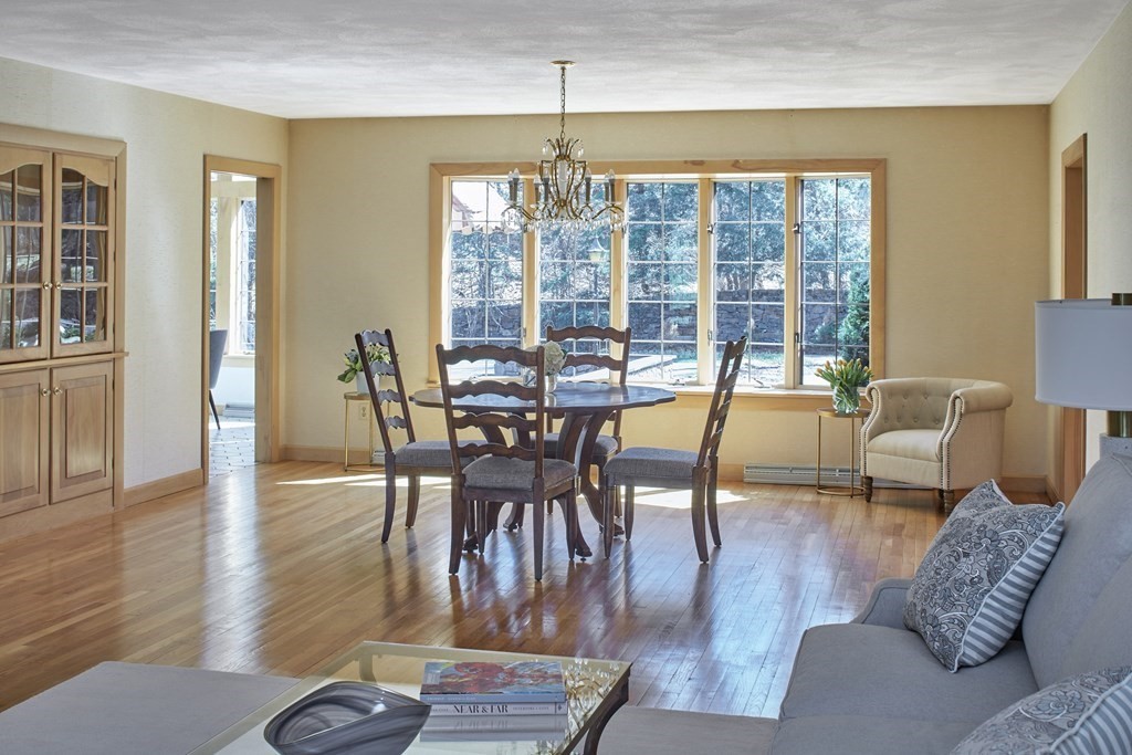 60 Cliff Road Weston, MA 02493 - Photo 6 of 16 Gallery Image 6