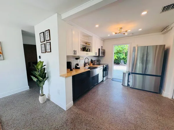 $484,000 | 2711 Northeast 11th Terrace, Pompano Beach, FL 33064