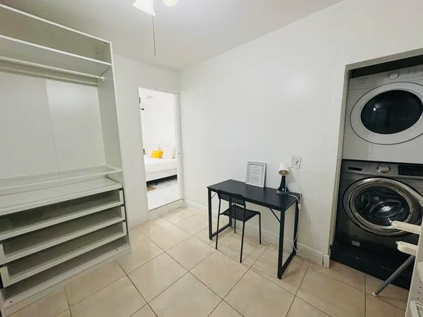 $484,000 | 2711 Northeast 11th Terrace, Pompano Beach, FL 33064