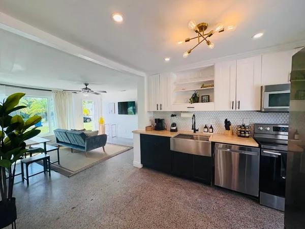 $484,000 | 2711 Northeast 11th Terrace, Pompano Beach, FL 33064