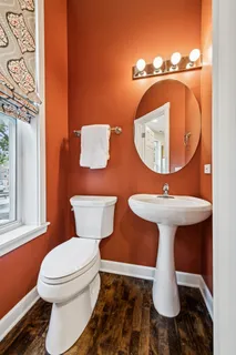 $624,900 | 2477 West Montrose Avenue, Chicago, IL 60618