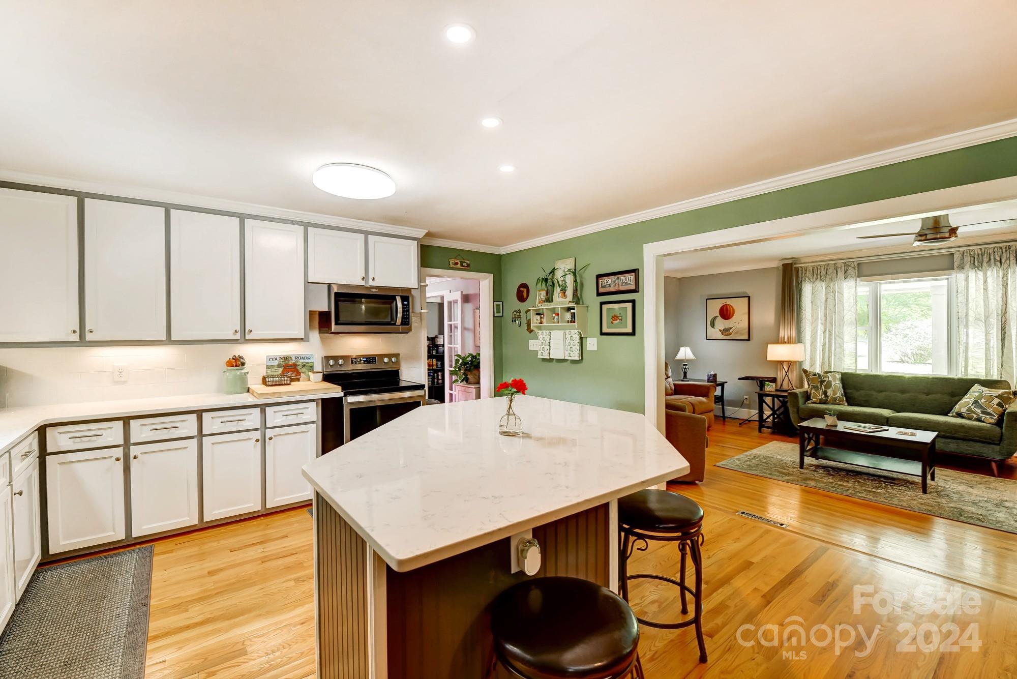 10336 Glenmac Road Charlotte, NC 28215 - Photo 13 of 48 Gallery Image 13