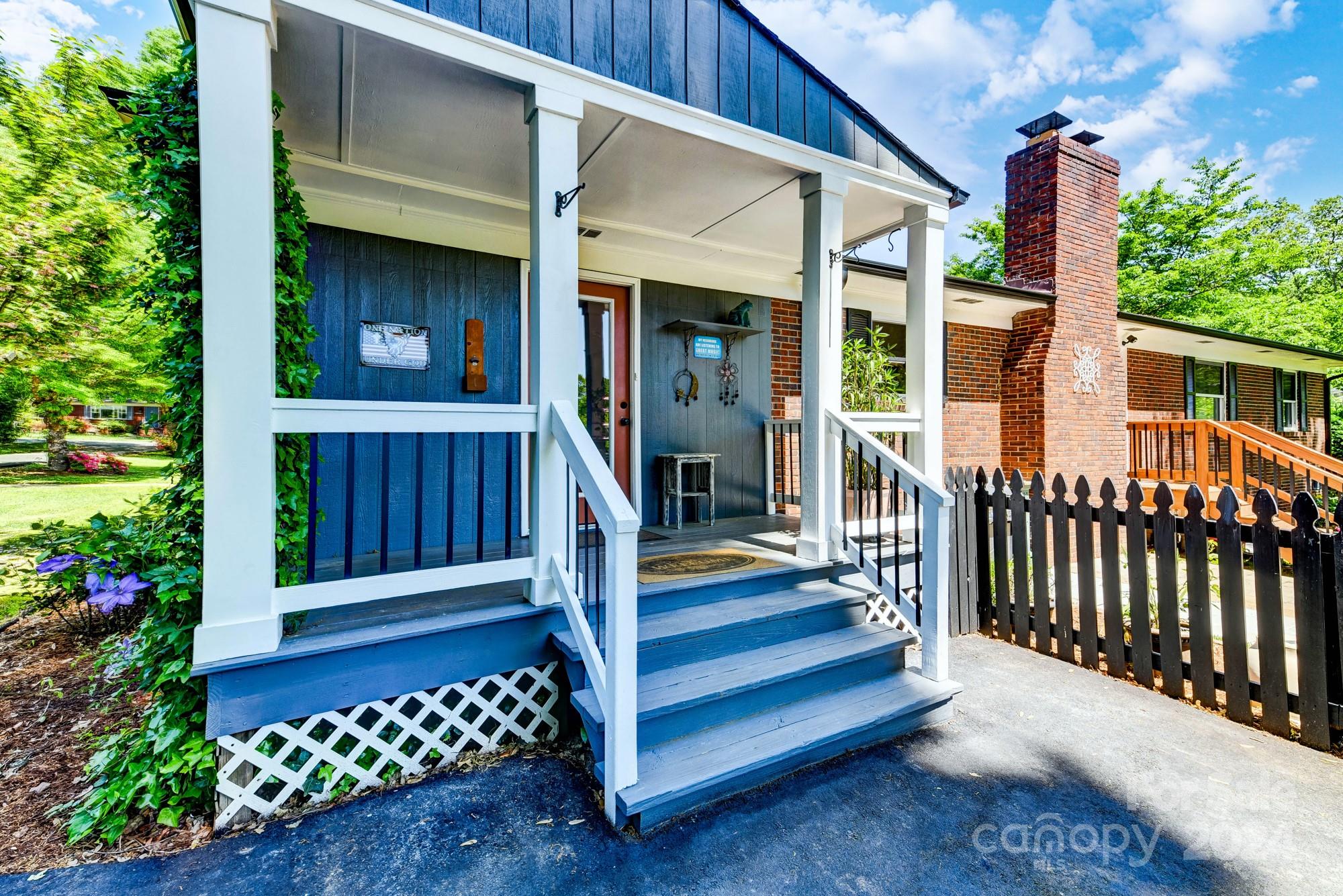 10336 Glenmac Road Charlotte, NC 28215 - Photo 34 of 48 Gallery Image 34