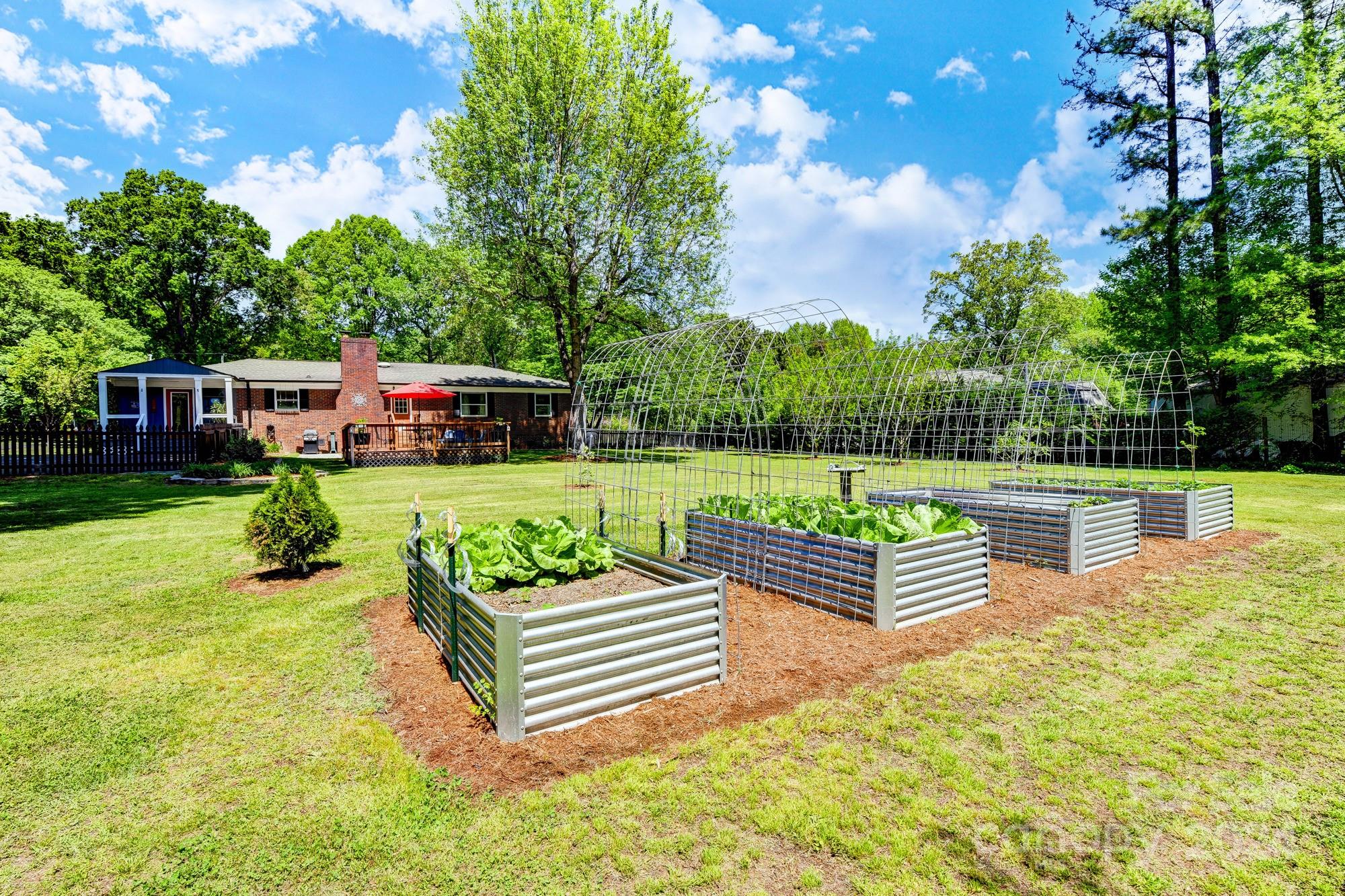 10336 Glenmac Road Charlotte, NC 28215 - Photo 44 of 48 Gallery Image 44
