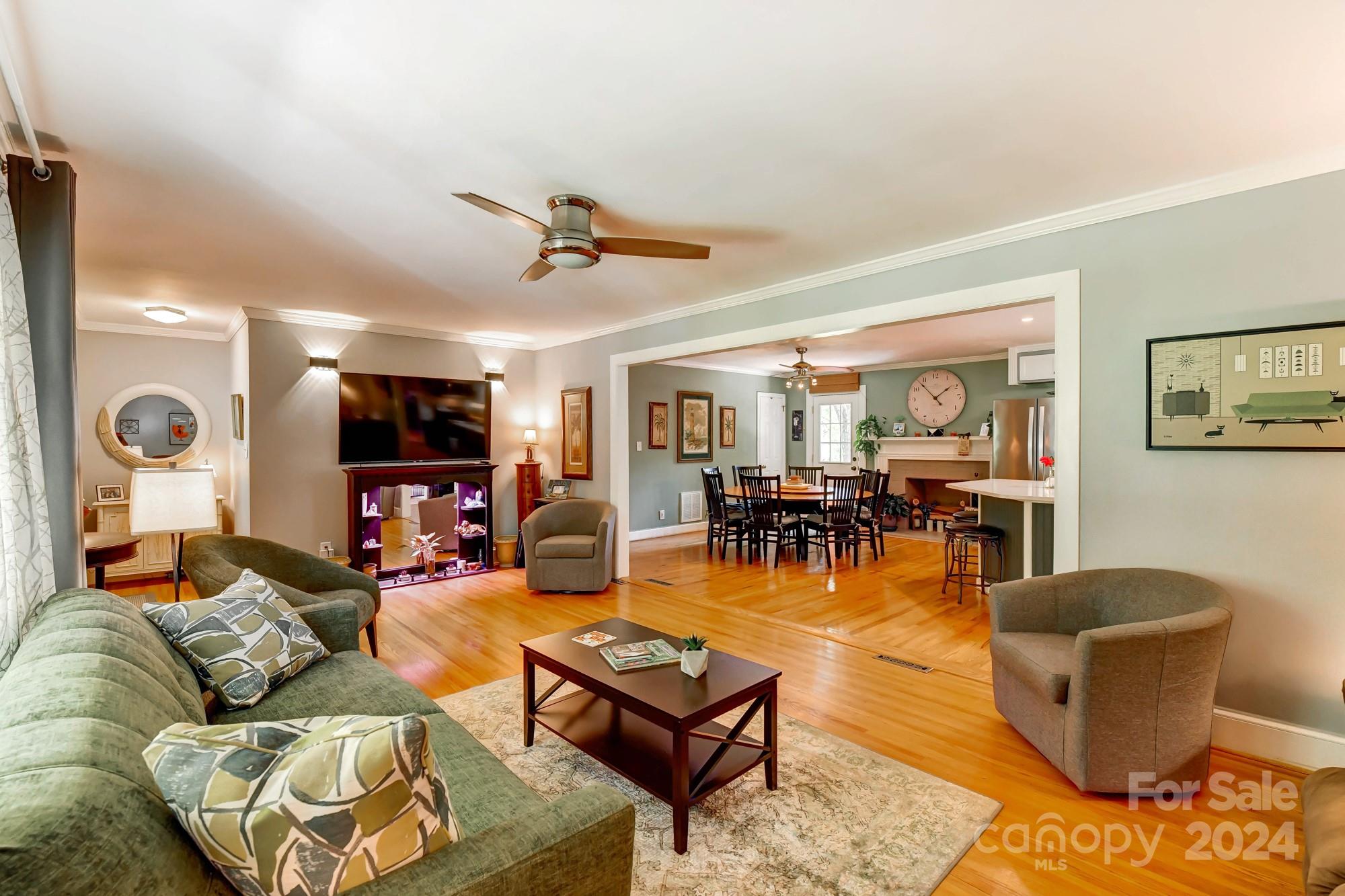10336 Glenmac Road Charlotte, NC 28215 - Photo 9 of 48 Gallery Image 9