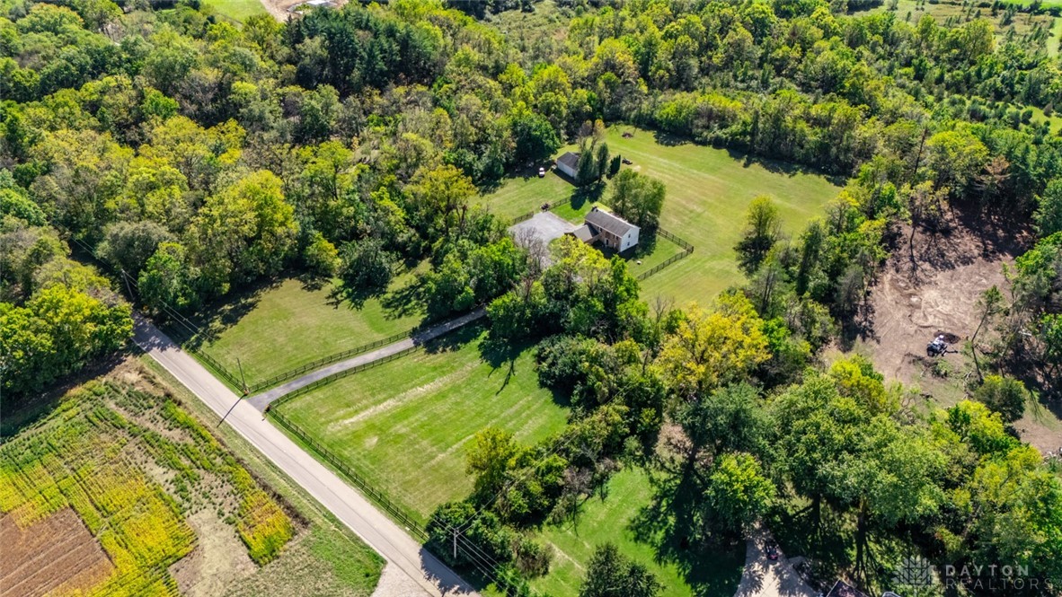 4103 Middle Run Road Spring Valley, OH 45370 - Photo 17 of 52