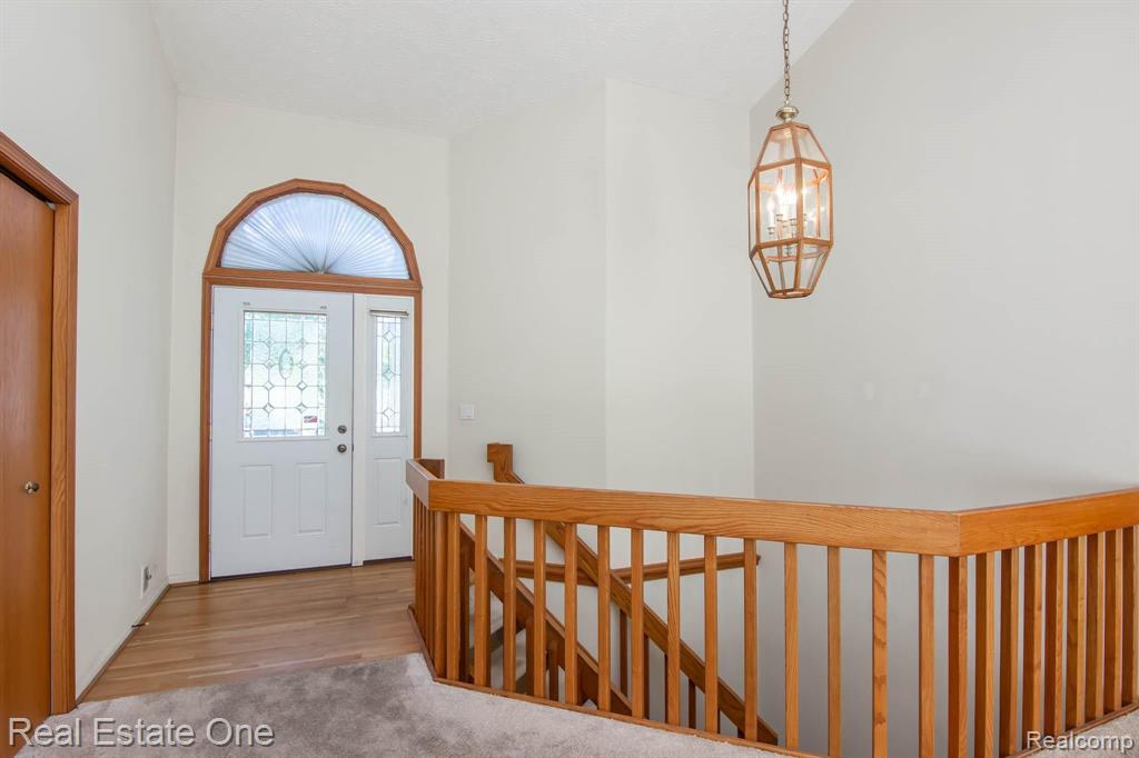6687 Ridgeview Drive, Unit 55 Clarkston, MI 48346 - Photo 2 of 28