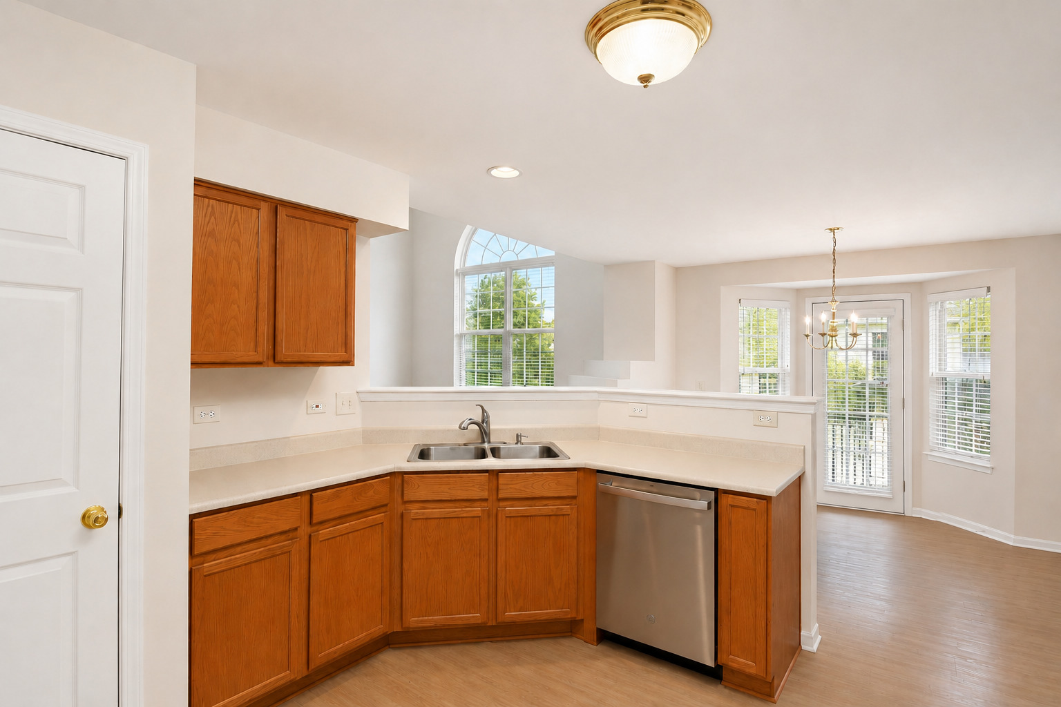 58 Rolling Oaks Road, Unit B Sugar Grove, IL 60554 - Photo 7 of 21