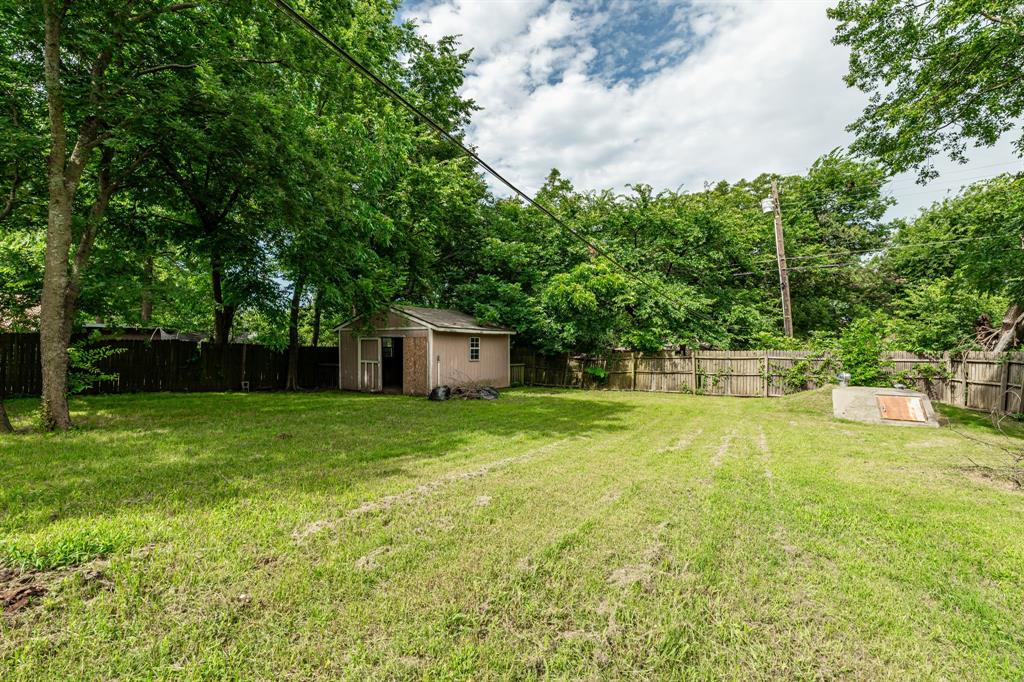 604 South Maxey Street Sherman, TX 75090 - Photo 4 of 25