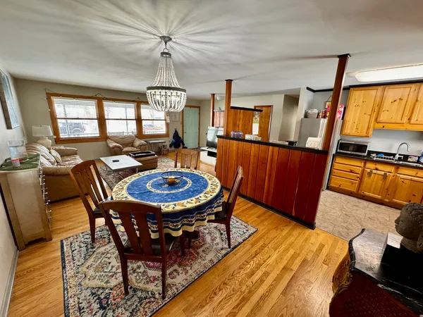 $2,150 | 325 Kishwaukee Drive, Sycamore, IL 60178