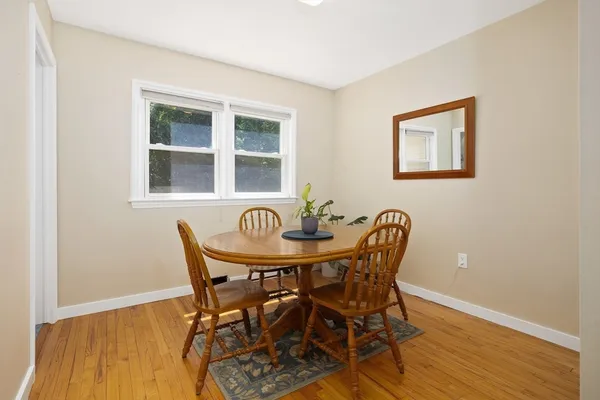 $799,000 | 31 Chief Justice Cushing Highway, Hingham, MA 02043