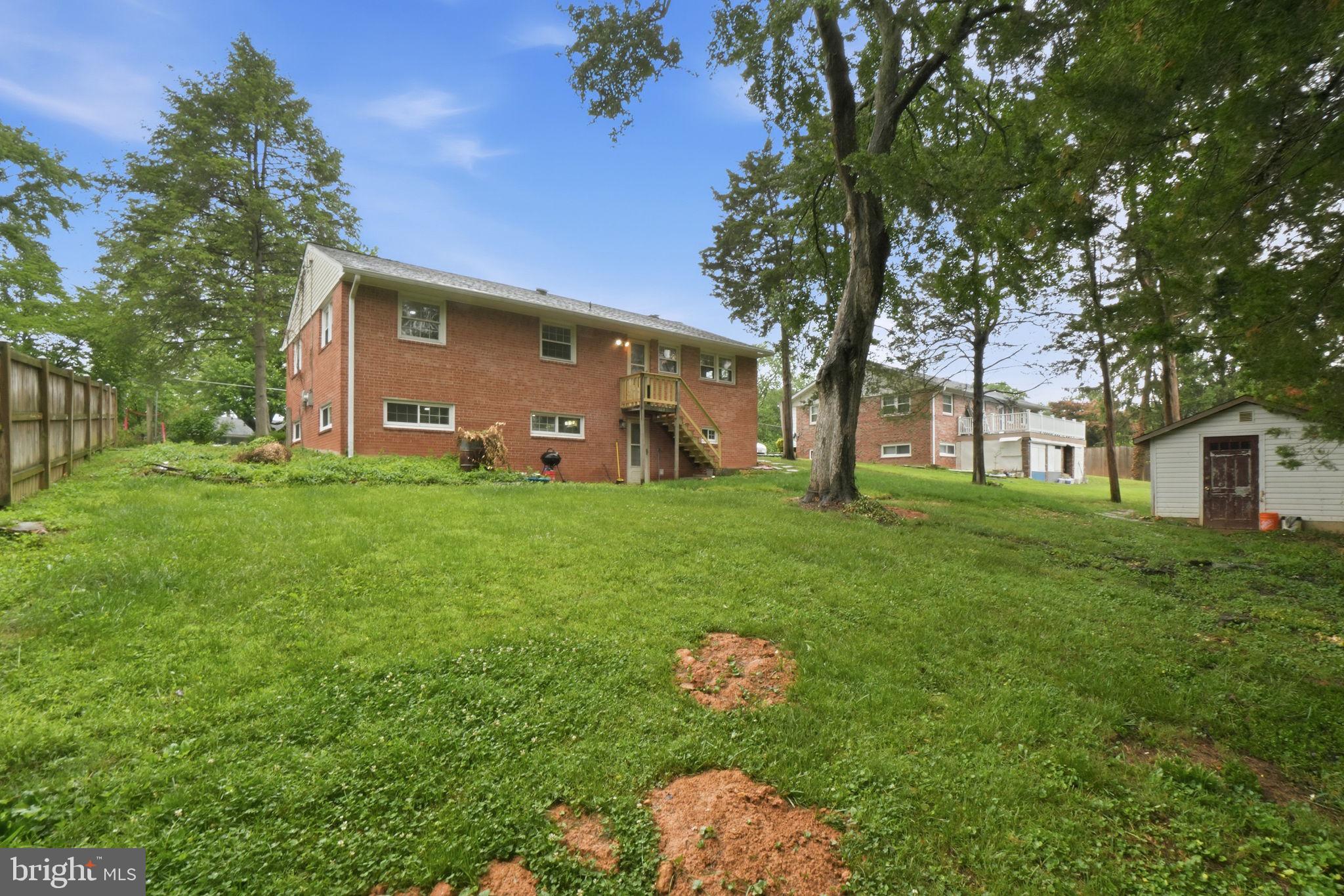5304 Pillow Lane Springfield, VA 22151 - Photo 32 of 32 a front view of a house with garden
