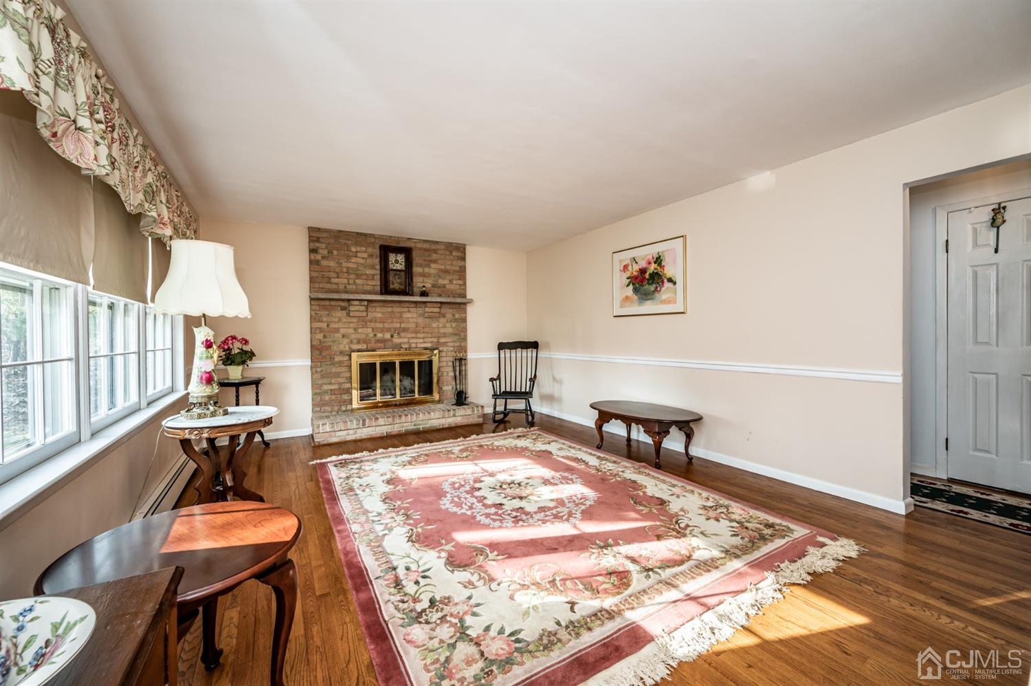 12 Stillhouse Road Millstone Township, NJ 08535 - Photo 5 of 35 Gallery Image 5