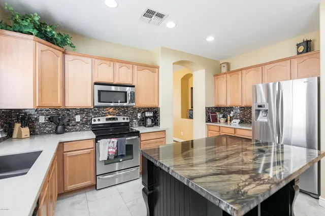 $4,500 | 7306 North 88th Lane, Glendale, AZ 85305