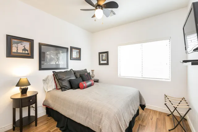 $4,500 | 7306 North 88th Lane, Glendale, AZ 85305