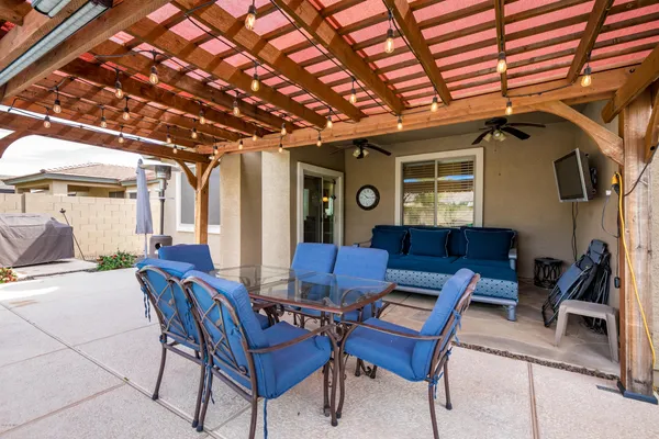 $4,500 | 7306 North 88th Lane, Glendale, AZ 85305