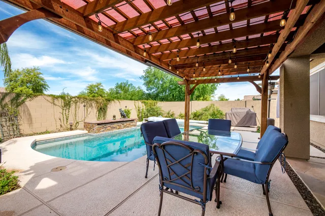 $4,500 | 7306 North 88th Lane, Glendale, AZ 85305