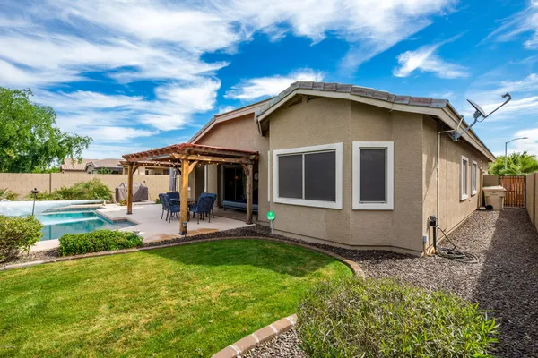 $4,500 | 7306 North 88th Lane, Glendale, AZ 85305