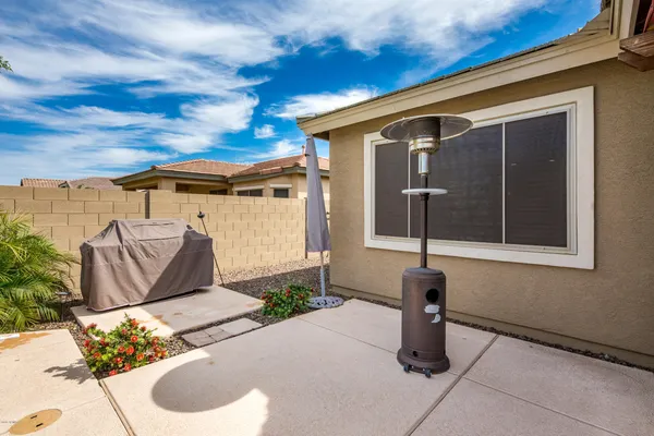 $4,500 | 7306 North 88th Lane, Glendale, AZ 85305