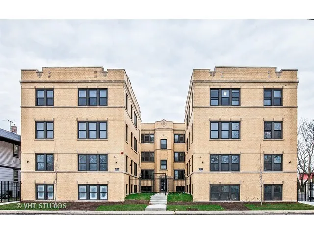 $1,450 | 1012 South 1st Avenue, Unit 103, Maywood, IL 60153