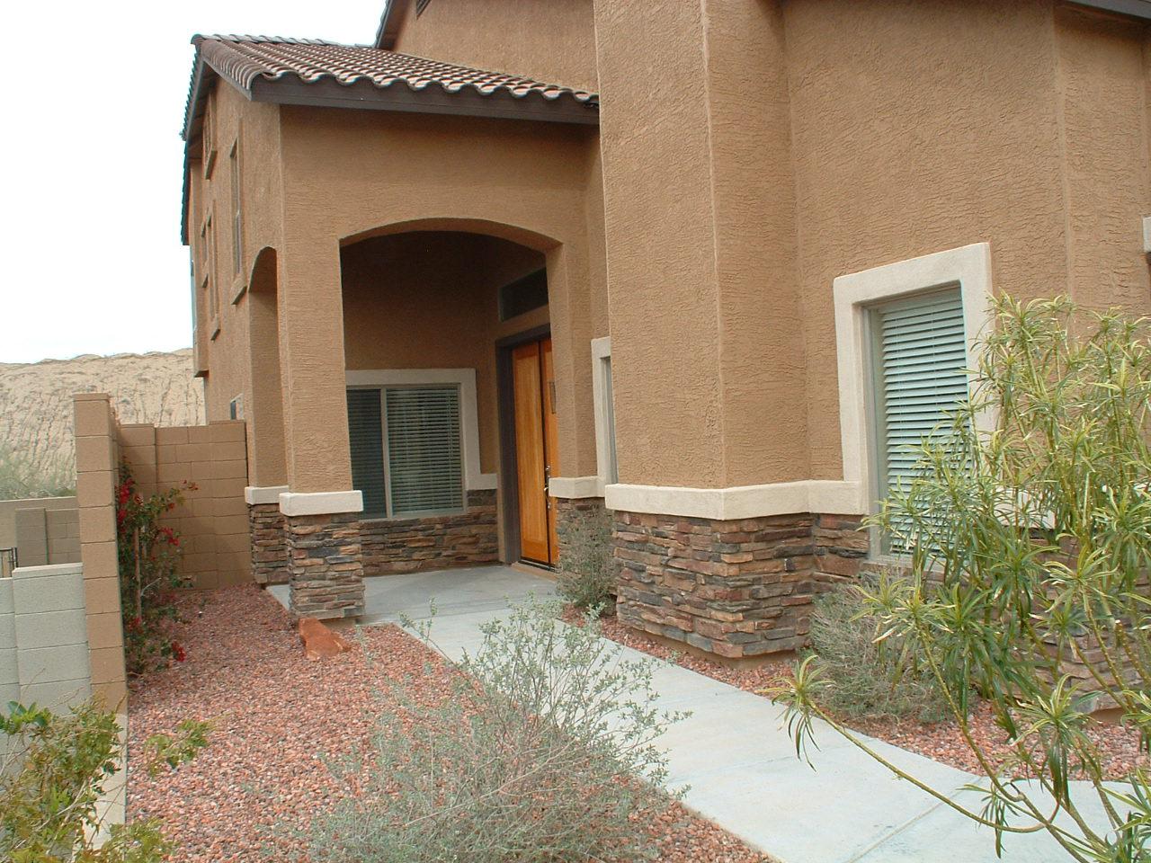 2004 West Caleb Road Phoenix, AZ 85085 - Photo 2 of 20 Entry way