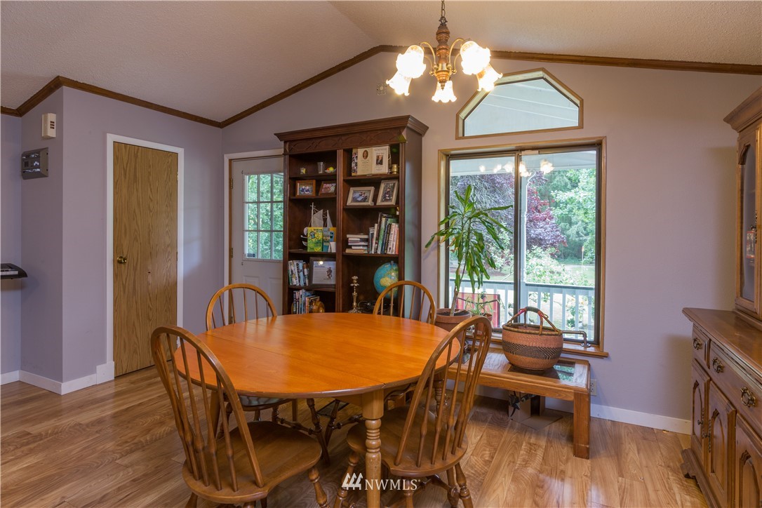 181 Loftus Road Port Townsend, WA 98368 - Photo 9 of 39 Gallery Image 9