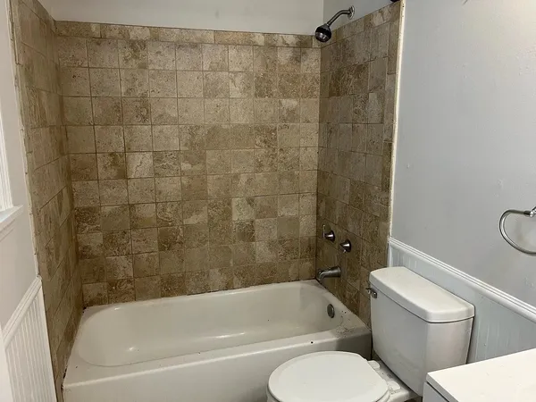 $1,695 | 5826 Eunice Court, Tallahassee, FL 32303