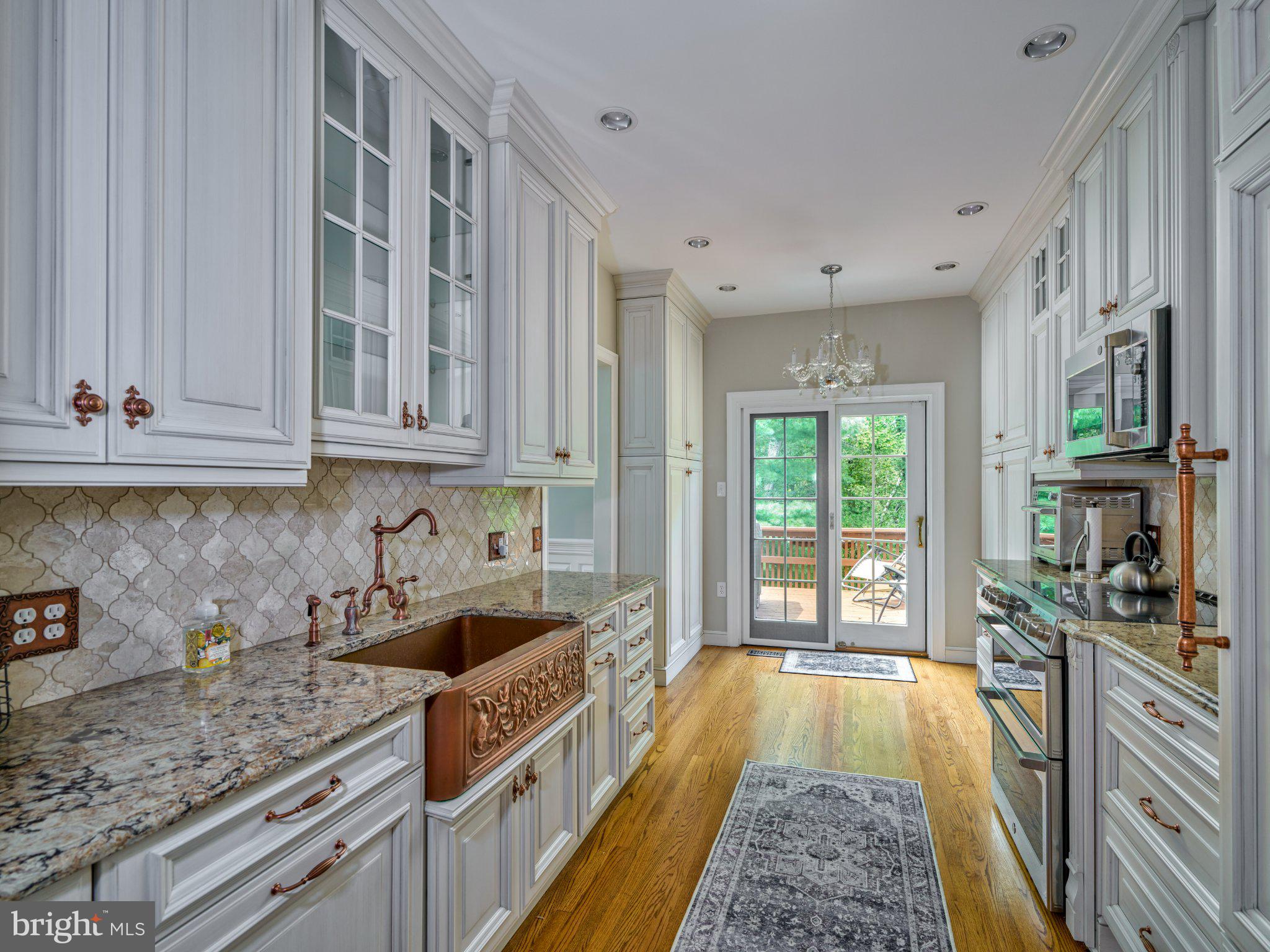 27 Sentinel Road, Unit 139 Washington Crossing, PA 18977 - Photo 8 of 37 Elegant kitchen with modern charm.